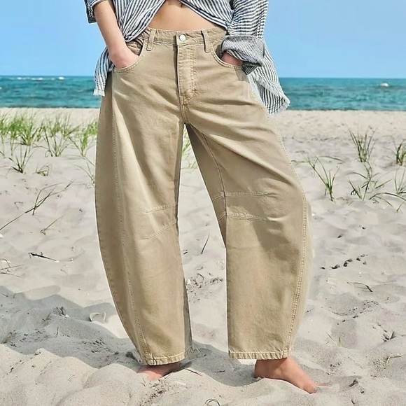 Amazon Pants - Tan Lightweight Barrell Leg High Waisted Pants Size S